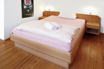 Отель Gruener Baum