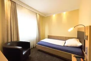 Ott S Hotel Weinwirtschaft & Biergarten Weil Am Rhein/basel