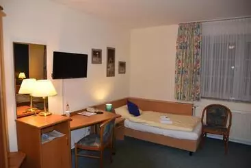 Hotelli Zum Gesundbrunnen