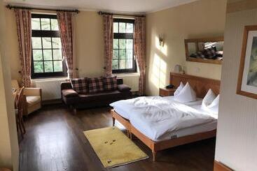 Burg Wegberg Hotel & Eventlocation