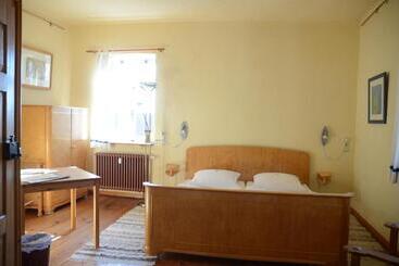 Отель Schloss Herberge Hohenerxleben