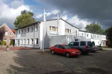 Отель Stay Easy