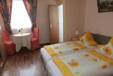 Отель Strandhof Möhnesee