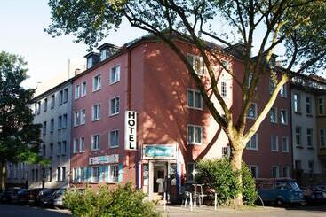 Stadt Gut Hotel Rheinischer Hof