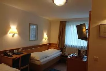 Отель Württemberger Hof Garni