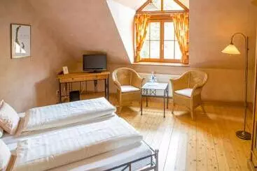 Landhotel & Weingut Espenhof