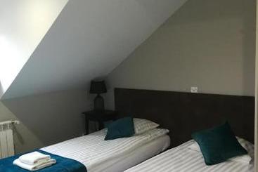 酒店 Pensjonat Retro