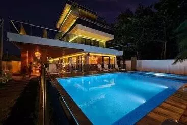 ホテル Camino Palmero Coveñas