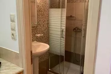 Pension Glaros Guesthouse