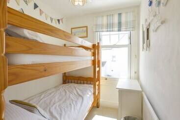 بيت ريفى Beachcomber