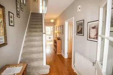 Alpen Rose Cottage