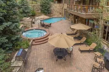 Hotelli Premier 2 Bedroom Ski In, Ski Out Vacation Rental At The Timbers With The Best Access To Skiing In K