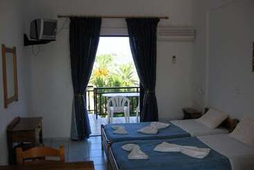 Aparthotel Maria S Studios