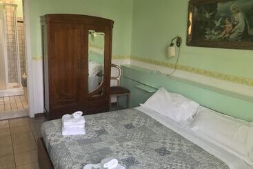 تختخواب و صبحانه Vitti S Home Verona 5