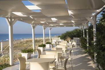 בית מלון כפרי Ticho S Greenblu