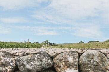 بيت ريفى 2 Park Nook Close