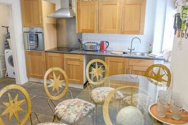 コテージ 2 Primitive Mews