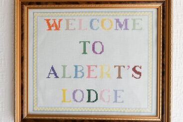 コテージ Alberts Lodge