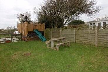 Сельский дом Hideaway