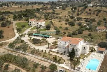 Long View Resort & Spa Rooms & Apartments