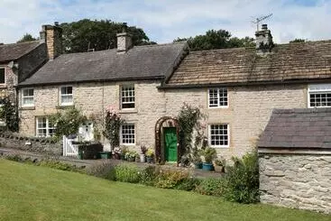 Buttercup Cottage