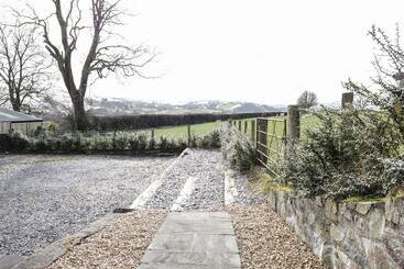 茅舍 Bwthyn Clychau R Gog