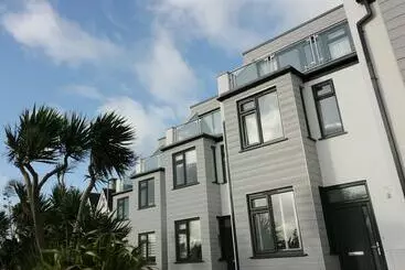 Mökkimajoitus Fistral Breeze