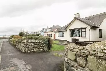 Mökkimajoitus Brynteg