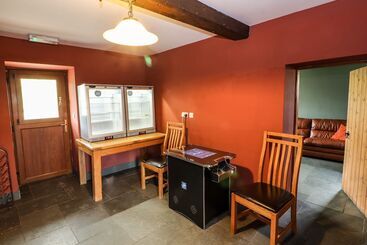 茅舍 Maestyddyn Farm House