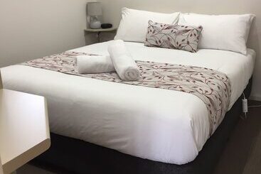 קוטג'' Yarrawonga Riverlands Tourist Park