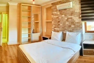 هتل آپارتمان Arya Suites