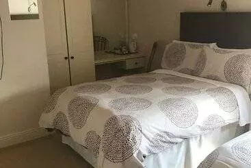 Bed and Breakfast Clare Manor