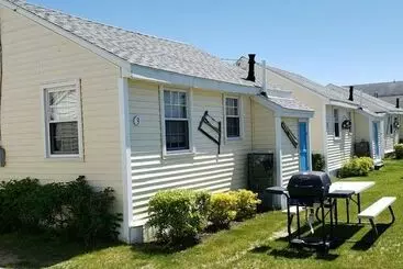 Little Miss Cottages