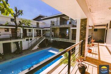 Hotel Miami Heat Beach Resort