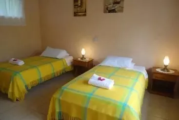 Pensión Cartago Bay