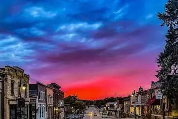 ペンション Lake Ripley Lodge W Lake Front Rooms, Grand Porch, Kayaks & Paddleboard