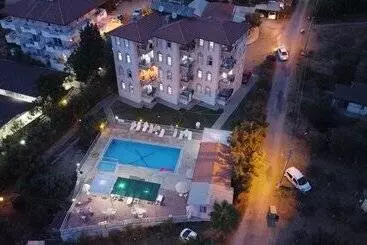 هتل آپارتمان Sercan Apart