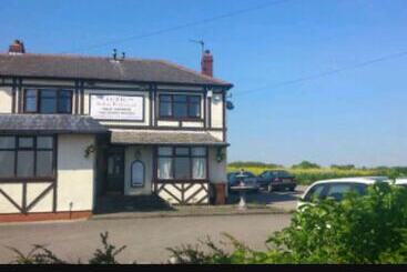 Aamiaismajoitus (B&B) Crofton Arms