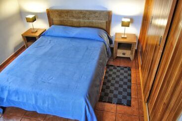 کلبه Casas Da Fajã