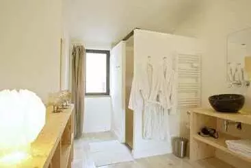 Bed and Breakfast La Maison Rouge D Uzes