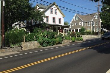 Bed and Breakfast Scotch Hill Inn