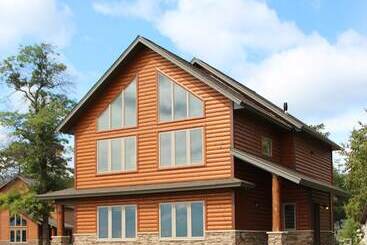 Resort Sportsman's Lodge