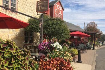 Stone Mill Hotel & Suites