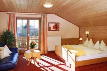 Hotelli Klausenhof Am Park