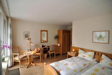 Land Gut Hotel Landhaus Heidehof