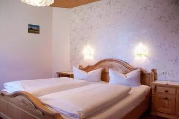 Pensió Gasthof   Hotel Zur Post