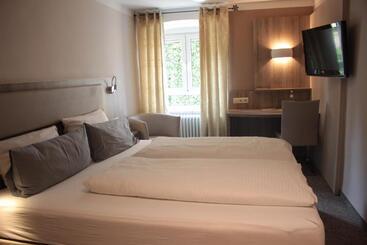 Pensão Gasthof Zur Post