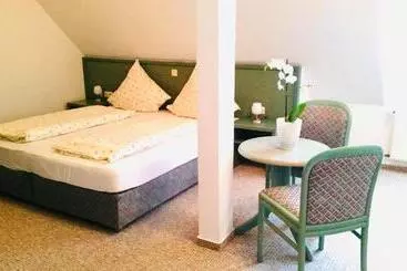 פנסיון Landhotel Solmser Hof Gbr