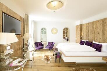 Yachthotel Helvetia Spa  Und Wellnessdomizil