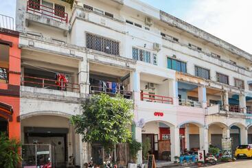 Hotel Oyo 778 21 Poshtel